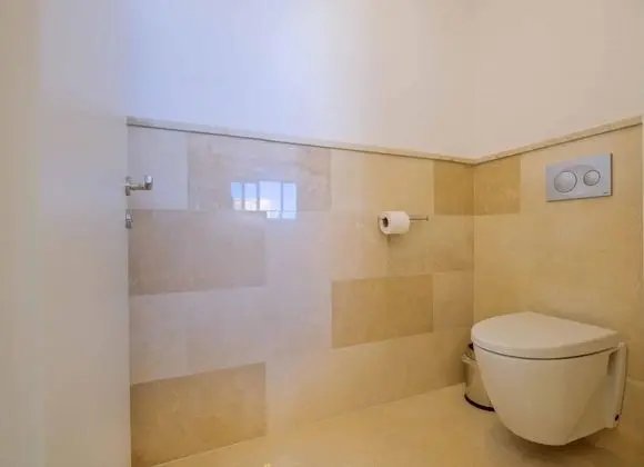 Honeymoon Suite, Deniz Manzaralı, Jakuzili