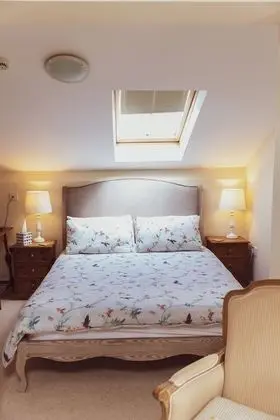 Süit, Özel Banyo (The Stables Suite)