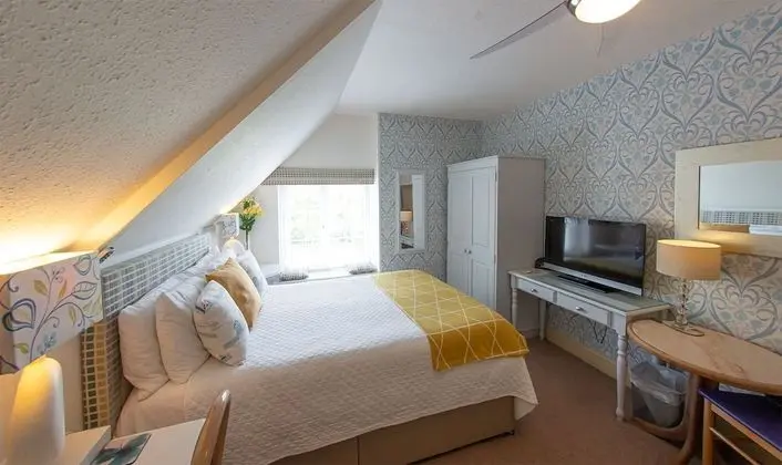 Tek Büyük Yataklı Oda, Banyolu/Duşlu (2nd Floor No Lift)