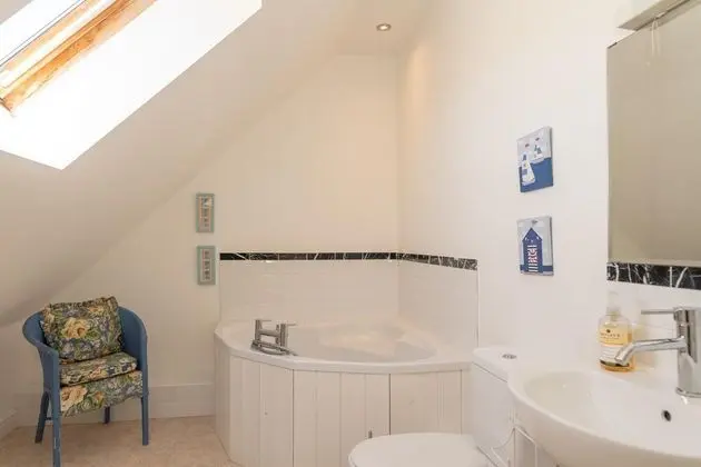 Apart Daire, Özel Banyo (7 MIn Walk To Beach )
