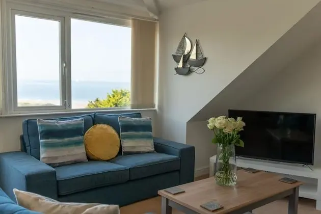 Apart Daire, Özel Banyo (7 MIn Walk To Beach )