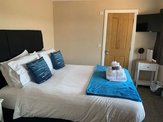 Deluxe Tek Büyük Yataklı Oda, Banyolu/Duşlu