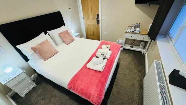Deluxe Tek Büyük Yataklı Oda, Banyolu/Duşlu