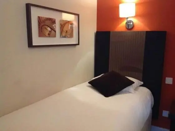 Tek Kişilik Oda, 1 Tek Kişilik Yatak (Fir Tree Court)