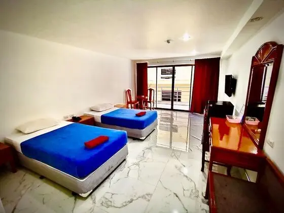 Deluxe Tek Büyük veya İki Ayrı Yataklı Oda
