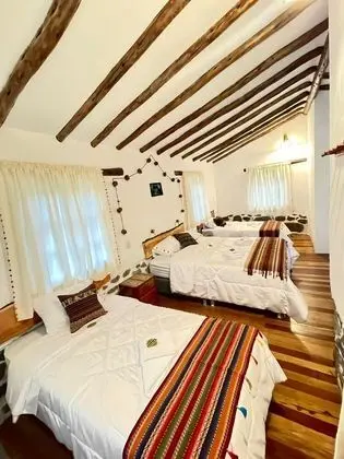 Deluxe Dört Kişilik Oda