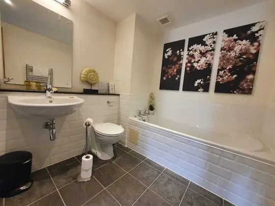 Apart Daire, Özel Banyo (AC19)