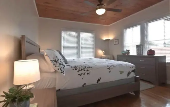 Ev (5 Bedrooms)