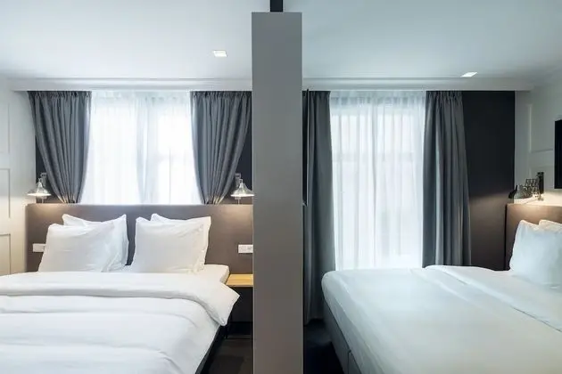 Deluxe Üç Kişilik Oda