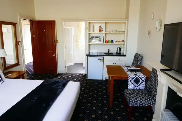 Grand Üç Kişilik Oda (Studio)