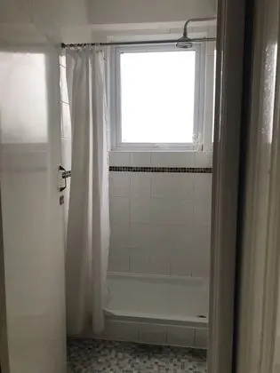 Dört Kişilik Oda, Banyolu/Duşlu (Family )