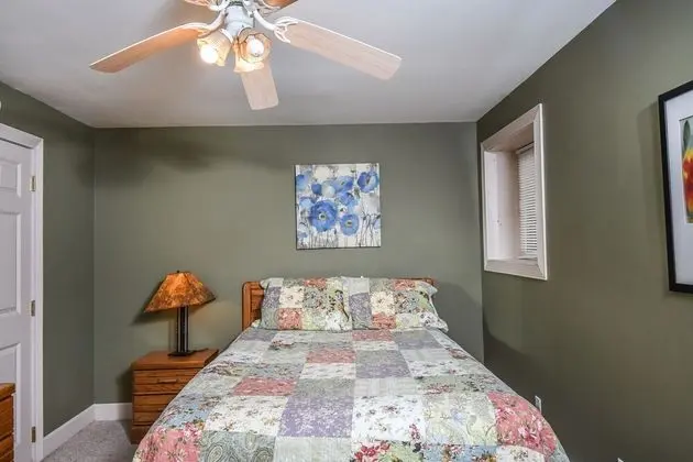 Ev, Birden Çok Yatak, Sıcak Su Havuzu