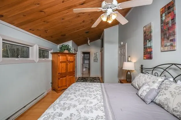 Ev, Birden Çok Yatak, Sıcak Su Havuzu