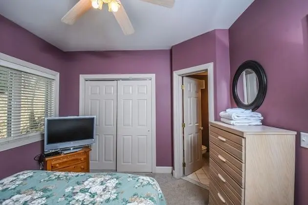 Ev, Birden Çok Yatak, Sıcak Su Havuzu