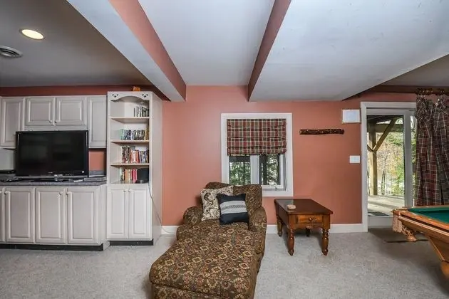 Ev, Birden Çok Yatak, Sıcak Su Havuzu