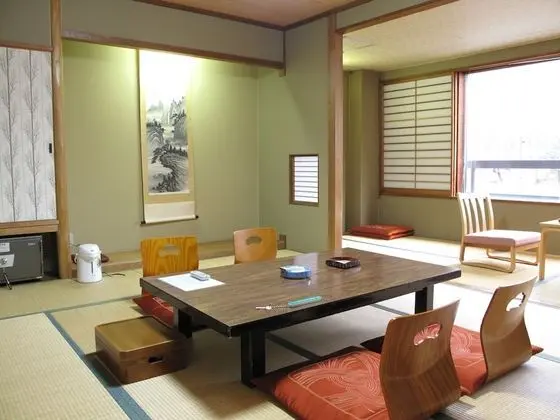 Traditional Oda, Dağ Manzaralı (Japanese Style)
