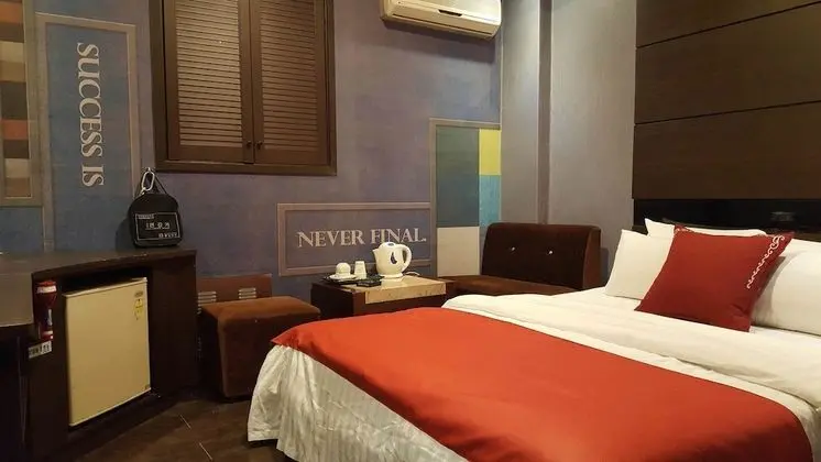 Standard Room (Check-in: Friday 10 PM/Saturday 11 PM)