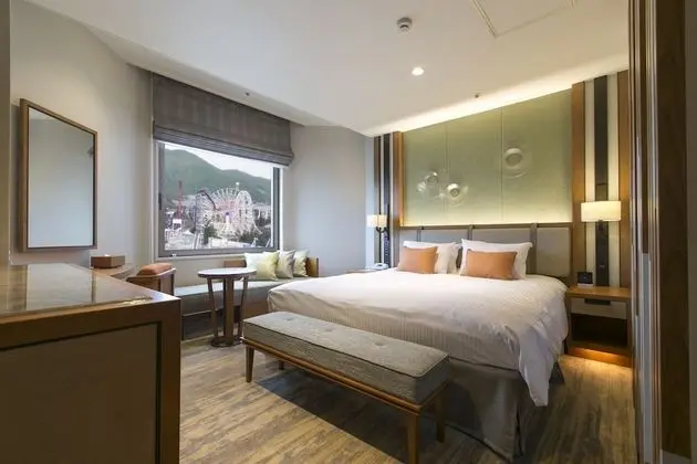 Tek Büyük Yataklı Oda, Sigara İçilmez (Grand Executive Floor)