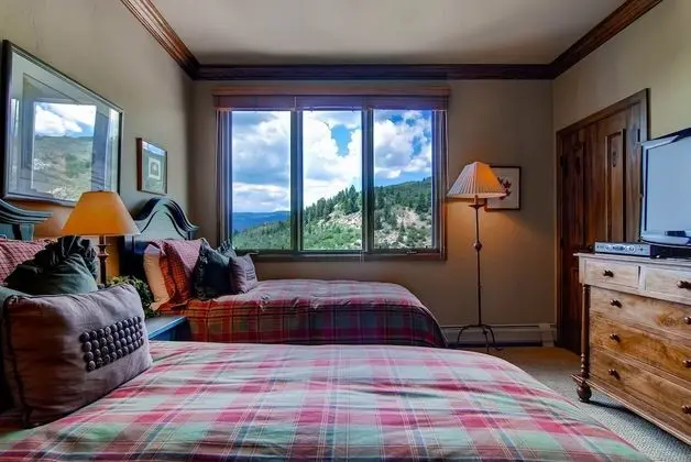 Üç Kişilik Oda, 3 Yatak Odası, Dağ Manzaralı (Highlands Slopeside)