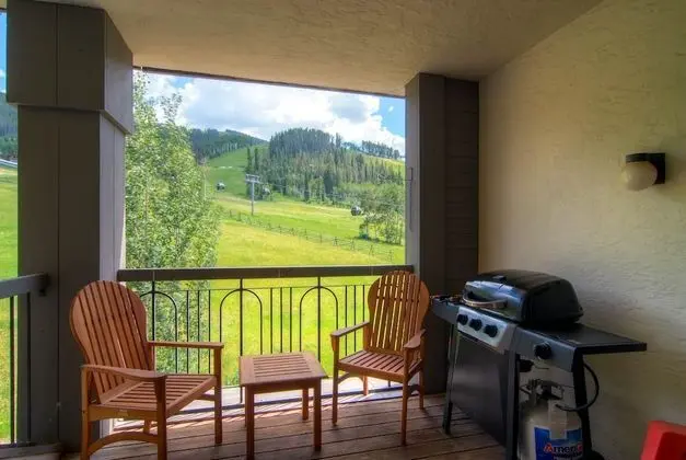 Üç Kişilik Oda, 3 Yatak Odası, Dağ Manzaralı (Highlands Slopeside)