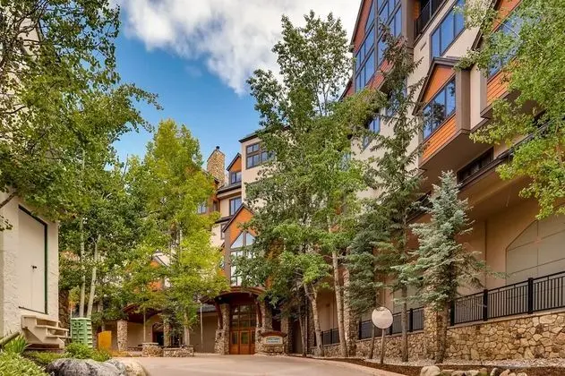 Üç Kişilik Oda, 3 Yatak Odası, Dağ Manzaralı (Highlands Slopeside)