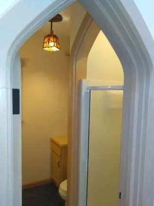 Ev, Özel Banyo, Göl Manzaralı (THE CASTLE COTTAGE)