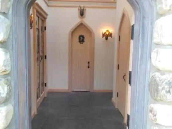 Ev, Özel Banyo, Göl Manzaralı (THE CASTLE COTTAGE)