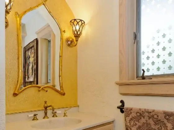 Ev, Özel Banyo, Göl Manzaralı (THE CASTLE COTTAGE)