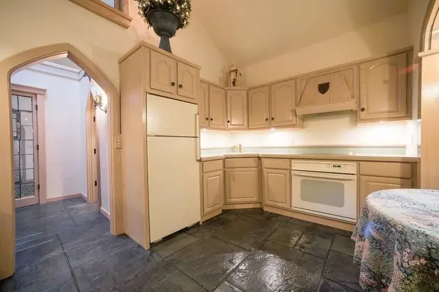 Ev, Özel Banyo, Göl Manzaralı (THE CASTLE COTTAGE)