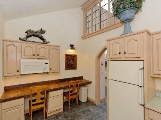 Ev, Özel Banyo, Göl Manzaralı (THE CASTLE COTTAGE)