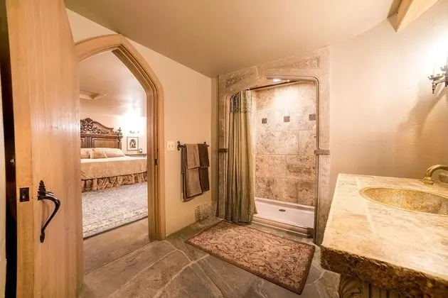 Premier Ev, 3 Yatak Odası, Özel Banyo, Göl Manzaralı (HIGHLANDS CASTLE)
