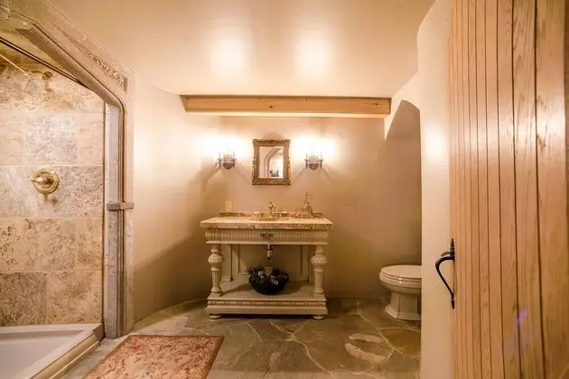 Premier Ev, 3 Yatak Odası, Özel Banyo, Göl Manzaralı (HIGHLANDS CASTLE)
