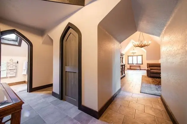 Premier Ev, Mutfak (THE CASTLE GATEHOUSE)