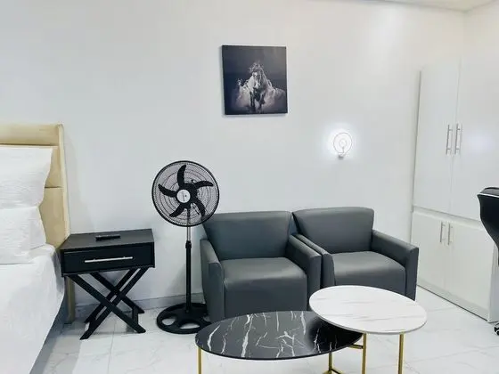 Luxury Tek Büyük Yataklı Oda