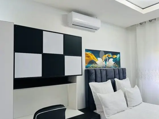 Luxury Tek Büyük Yataklı Oda