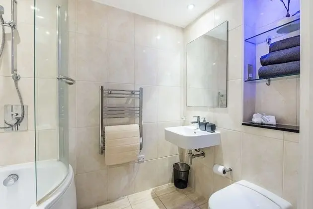 City Apart Daire, 1 En Büyük (King) Boy Yatak, Sigara İçilmez, Şehir Manzaralı
