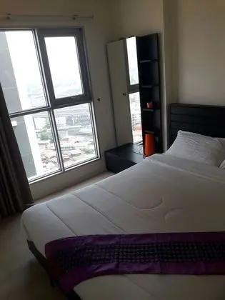 1 Bedroom Apartment with Pool Access