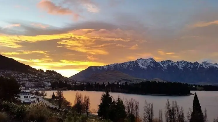 Apart Daire, 1 Yatak Odası, Göl Manzaralı