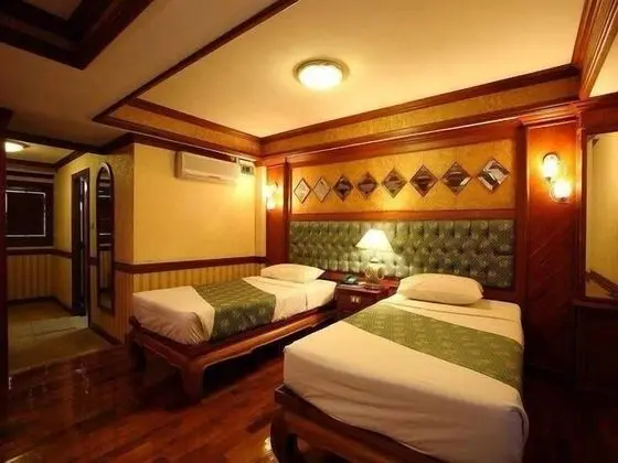 Luxury Deluxe Room