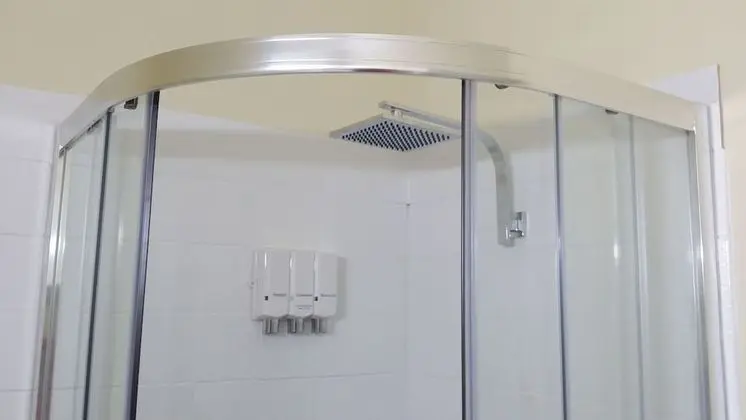 İki Ayrı Yataklı Oda, Özel Banyo, Zemin Kat