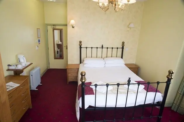 Tek Büyük Yataklı Oda