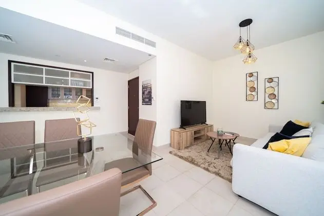 Tower 1 Deluxe Apartment