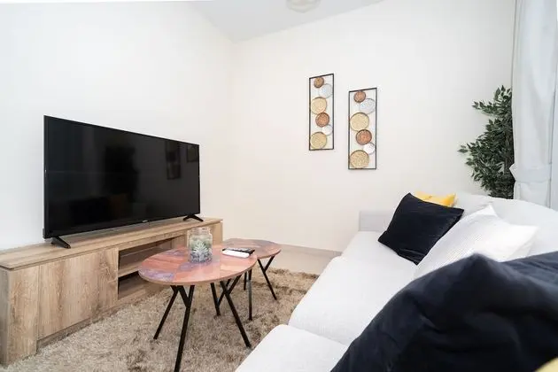 Tower 1 Deluxe Apartment