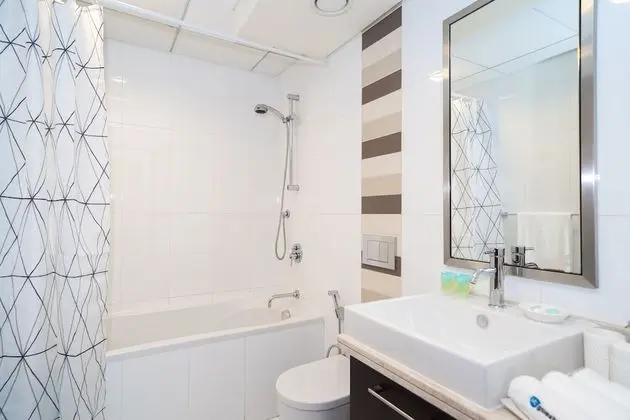Tower 1 Deluxe Apartment