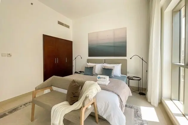Tower 2 Deluxe Apartment