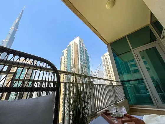 Tower 2 Deluxe Apartment