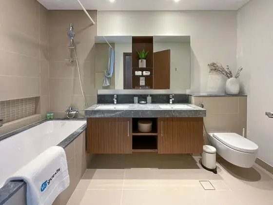 Deluxe Apartment Tower 2