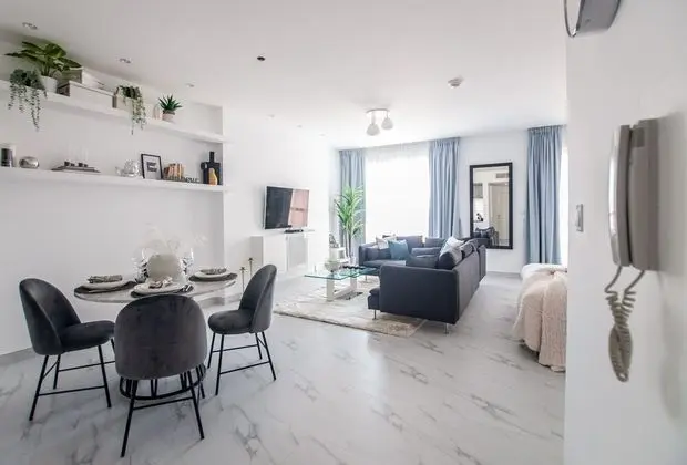 Deluxe Stüdyo Süit