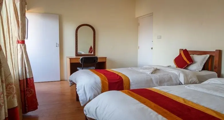 Deluxe Üç Kişilik Oda, Birden Çok Yatak, Sigara İçilmez, Şehir Manzaralı