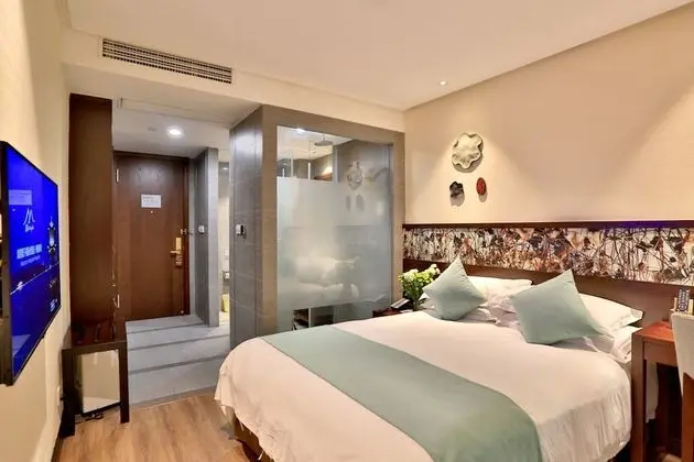 Comfort Tek Büyük Yataklı Oda